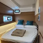 Sicily By Catamaran Bed & Tours Палермо