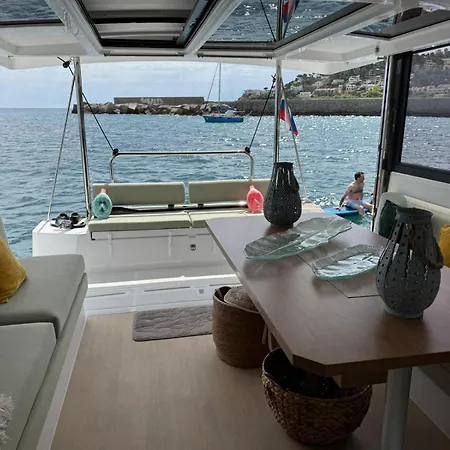 Sicily By Catamaran Bed & Tours Botel Palermo