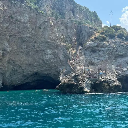 Botel Sicily By Catamaran Bed & Tours *