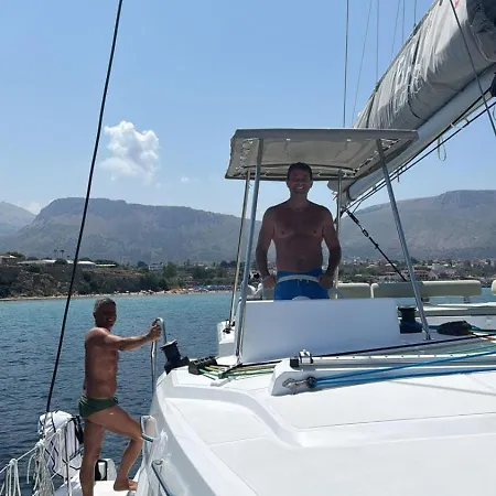Sicily By Catamaran Bed & Tours Botel Palermo