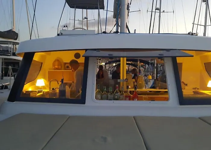 Sicily By Catamaran Bed & Tours *